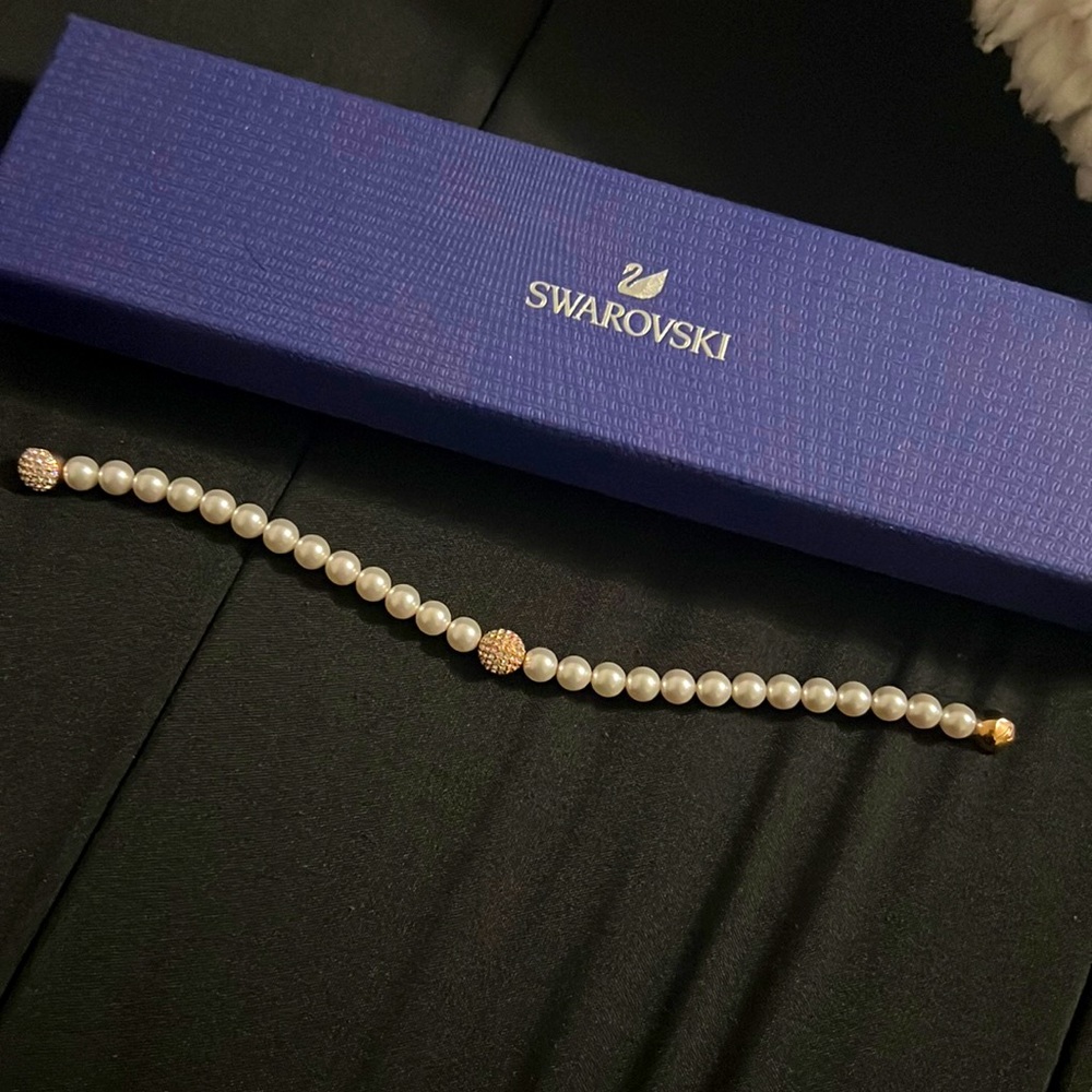 Women's Swarovski Remix Crystal Pearl with crystal magnate